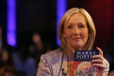 JK Rowling, Kesuksesan Harry Potter dan Kebebasan Saat Menulis Pakai Nama Samaran
