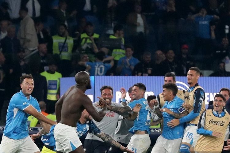 Skor Napoli Vs Cagliari 2-0: Napoli Raih Scudetto Keempat