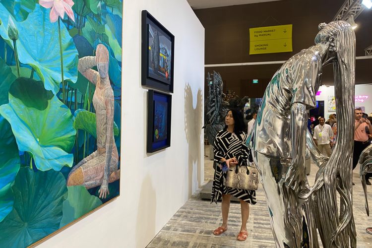 Perhelatan Art Jakarta 2023 yang digelar 17-19 November 2023 di JIEXPO Kemayoran, Jakarta Utara, menampilkan 68 galeri lintas negara