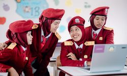 Putus Rantai Kemiskinan, 44.000 Anak Prasejahtera Kembali Sekolah secara Gratis dengan Sekolah Rakyat