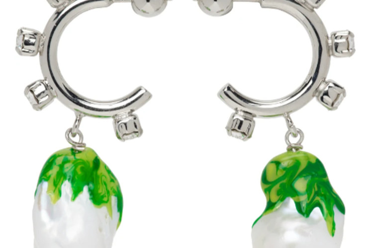 Ilustrasi perhiasan dengan punk details