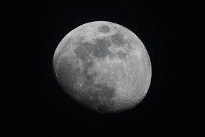 Rencana Ambisius Rusia, Bangun Pembangkit Listrik Tenaga Nuklir di Bulan pada 2036