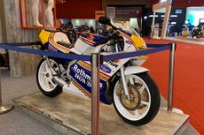 Lihat Motor Balap Andy Lau, Honda NSR250R di IIMS Hybrid 2022