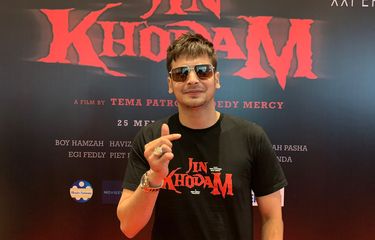 Hampir 10 Tahun Vakum, Boy Hamzah Comeback Lewat Film Jin Khodam ...