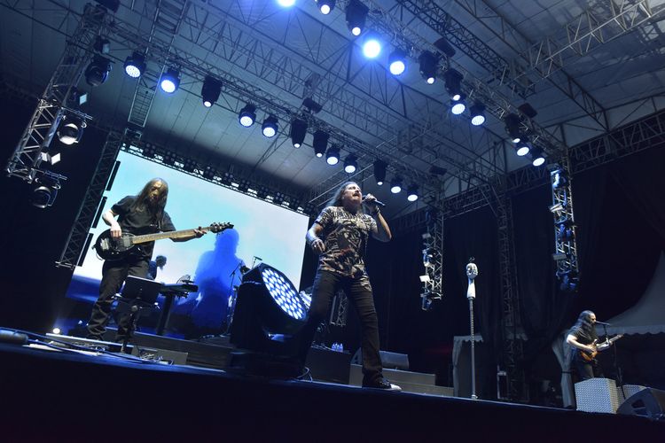 Konser Dream Theater bertajuk Top of The World Tour di Kota Solo, Jawa Tengah, Rabu (10/8/2022).