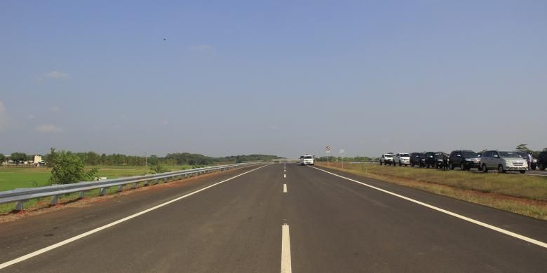 Kondisi Tol Cikampek-Palimanan sepanjang 116,75 kilometer yang dibangun PT Lintas Marga Sedaya.