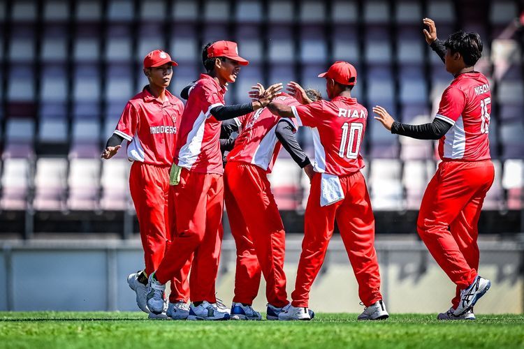 Timnas Cricket U 19 Indonesia menunjukkan performa mengesankan pada babak kualifikasi Piala Dunia ICC U-19 Putra zona East-Asia Pacific (EAP) di Darwin, Australia, 12-21 Juni 2023.  