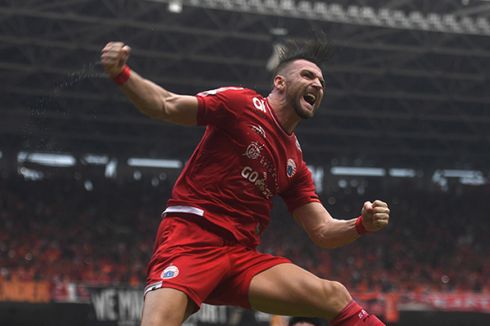 Bantu Perangi Covid-19, Marko Simic Lelang Medali Juara Liga 1 2018