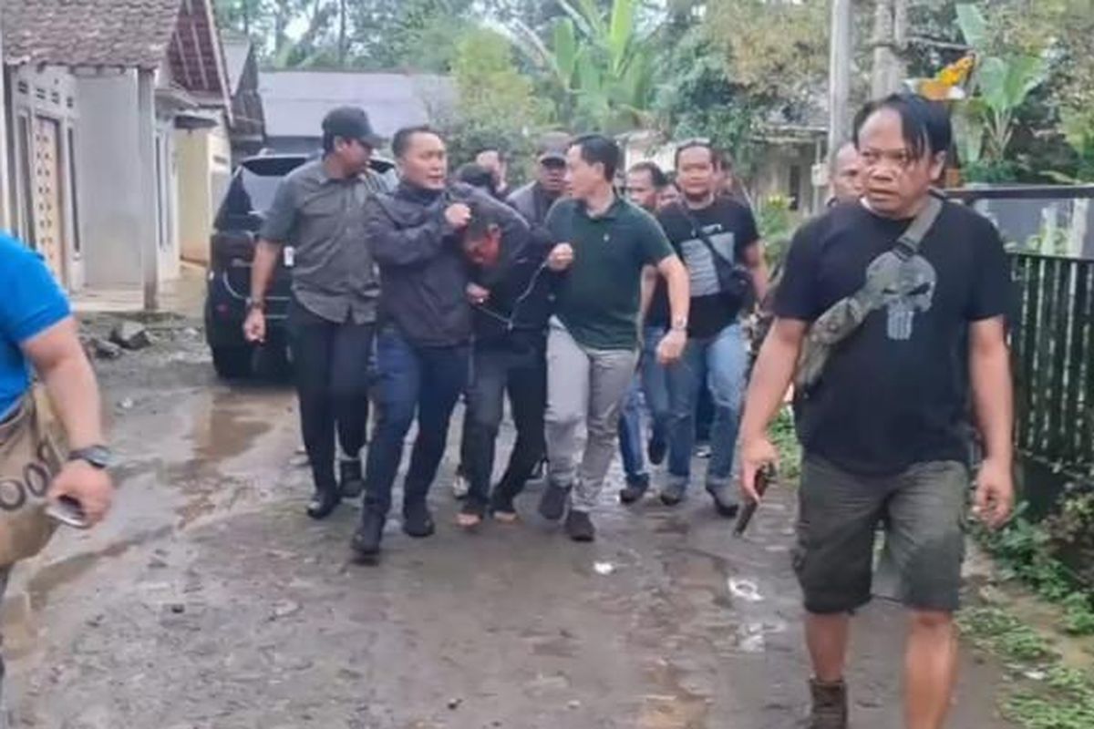 Seks Bakugan rasmlar Jinsiy aloqadan keyin mushukning porno fotosurati