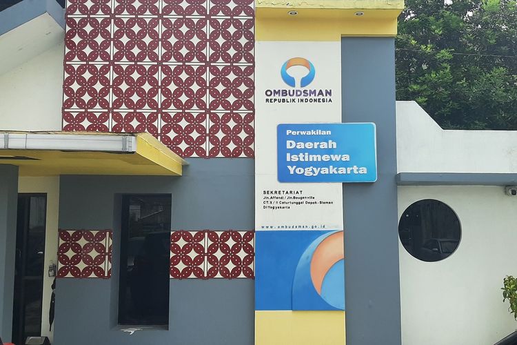 Kantor Ombudsman Republik Indonesia Perwakilan DI Yogyakarta (DIY) di Jalan Affandi, Caturtunggal, Kapanewon Depok, Kabupaten Sleman.