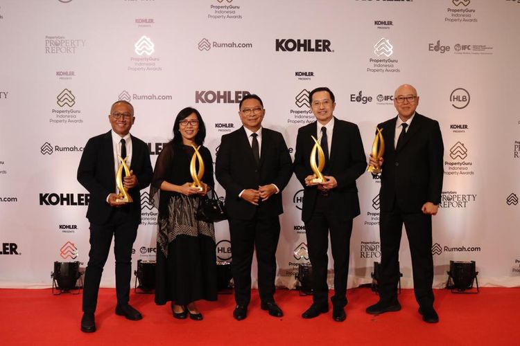 PT Summarecon Agung Tbk menyabet delapan penghargaan sekaligus dari ajang PropertyGuru Indonesia Property Awards 2023 yang dihelat di Ritz Carlton, Pacific Place, Jakarta, Jumat (14/9/2023).