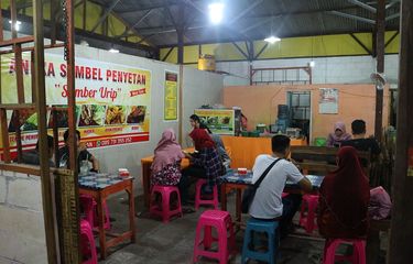 Sulitnya Menemukan Sambal Wader, Kuliner Khas Mojokerto... Halaman ...