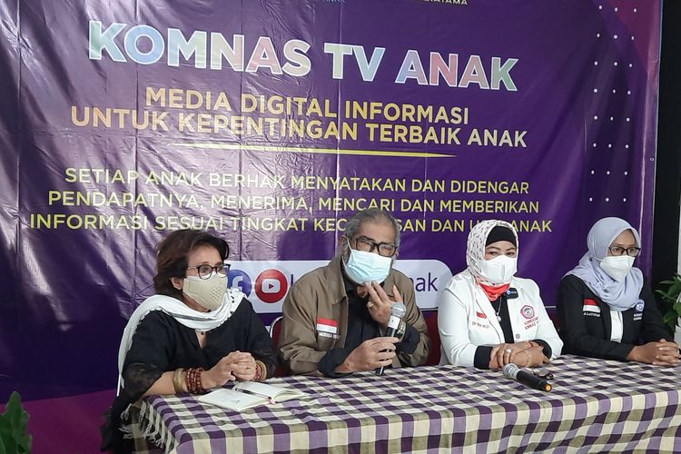 Komisi Nasional Perlindungan Anak (Komnas PA) mendukung pemboikotan penyanyi dangdut Saipul Jamil. Hal itu diungkapkan Ketua Umum Komnas PA Arist Merdeka Sirait saat konferensi pers, Senin (6/9/2021).