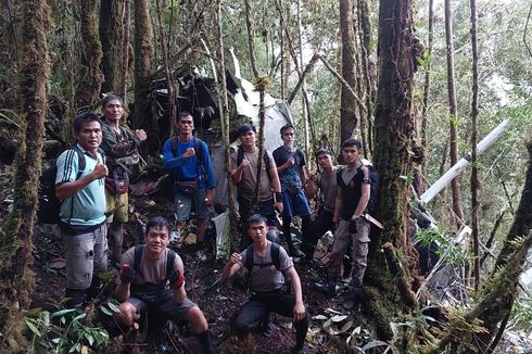 Cerita Polisi Krayan Mencari Pesawat Pilatus, 6 Hari Jalan Kaki di Hutan, Berbekal Ramuan Pengusir Hantu