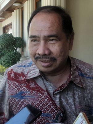 Kepala Pusat Pelaporan dan Analisis Transaksi Keuangan (PPATK) Kiagus Ahmad Badaruddin saat ditemui di Kemenko Polhukam, Jakarta Pusat, Senin (28/8/2017).  