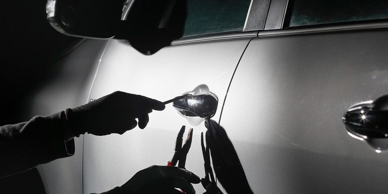 Maling Mobil Di Bekasi Tabrak 8 Warga Saat Kabur Diamuk Massa Di Cakung