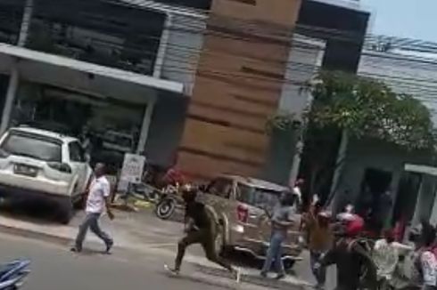 Video Viral Penyerangan di Depan Pizza Hut, Ini Kejadian Sebenarnya