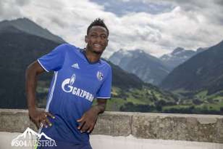 Schalke mengumumkan peminjaman Baba Rahman dari Chelsea, Senin (2/8/2016).