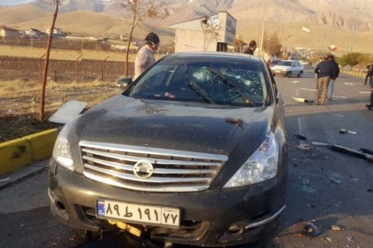 Pejabat militer mengatakan Mohsen Fakhrizadeh tewas terkena tembakan senapan mesin yang dioperasikan dari jarak jauh.