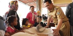 Sidak ke Gudang Beras, Pj Andy Ony Pastikan Stok dan Harga Beras di Kabupaten Tangerang Tetap Stabil