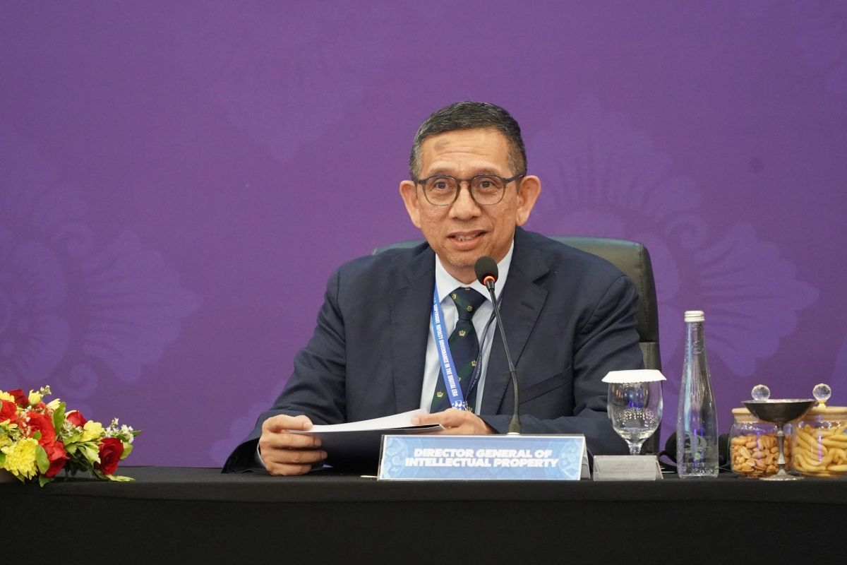Direktur Jenderal Kekayaan Intelektual Hermansyah Siregar memaparkan tantangan pengelolaan royalti lintas negara dari sisi data. 
