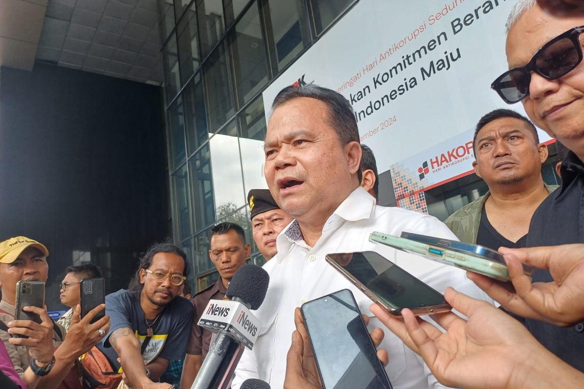 Diperiksa KPK, Ronny Sompie Ngaku Ditanya soal Pelintasan Harun Masiku