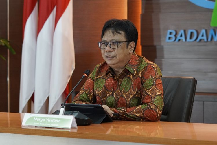 Kepala Badan Pusat Statistik (BPS) Margo Yuwono saat melaporkan inflasi sepanjang tahun 2021 di Gedung BPS Jakarta, Senin (3/1/2022).