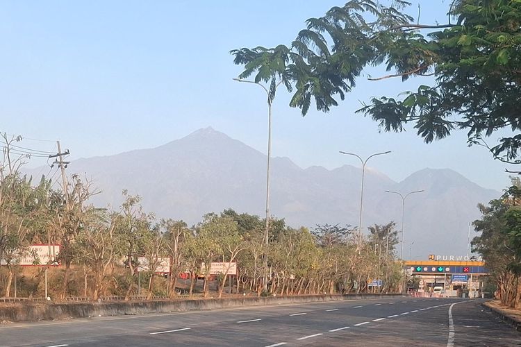 3 Hari Dilanda Kebakaran, Api di Lereng Gunung Arjuno Padam