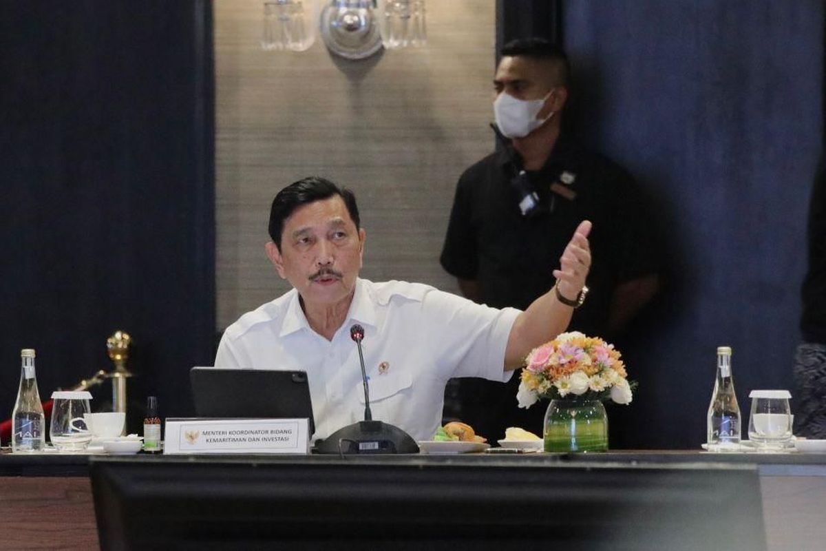 Menko Bidang Kemaritiman dan Investasi Luhut B. Pandjaitan meninjau sekaligus memimpin rapat koordinasi persiapan jelang KTT G20 di Bali, Selasa (4/10/2022).