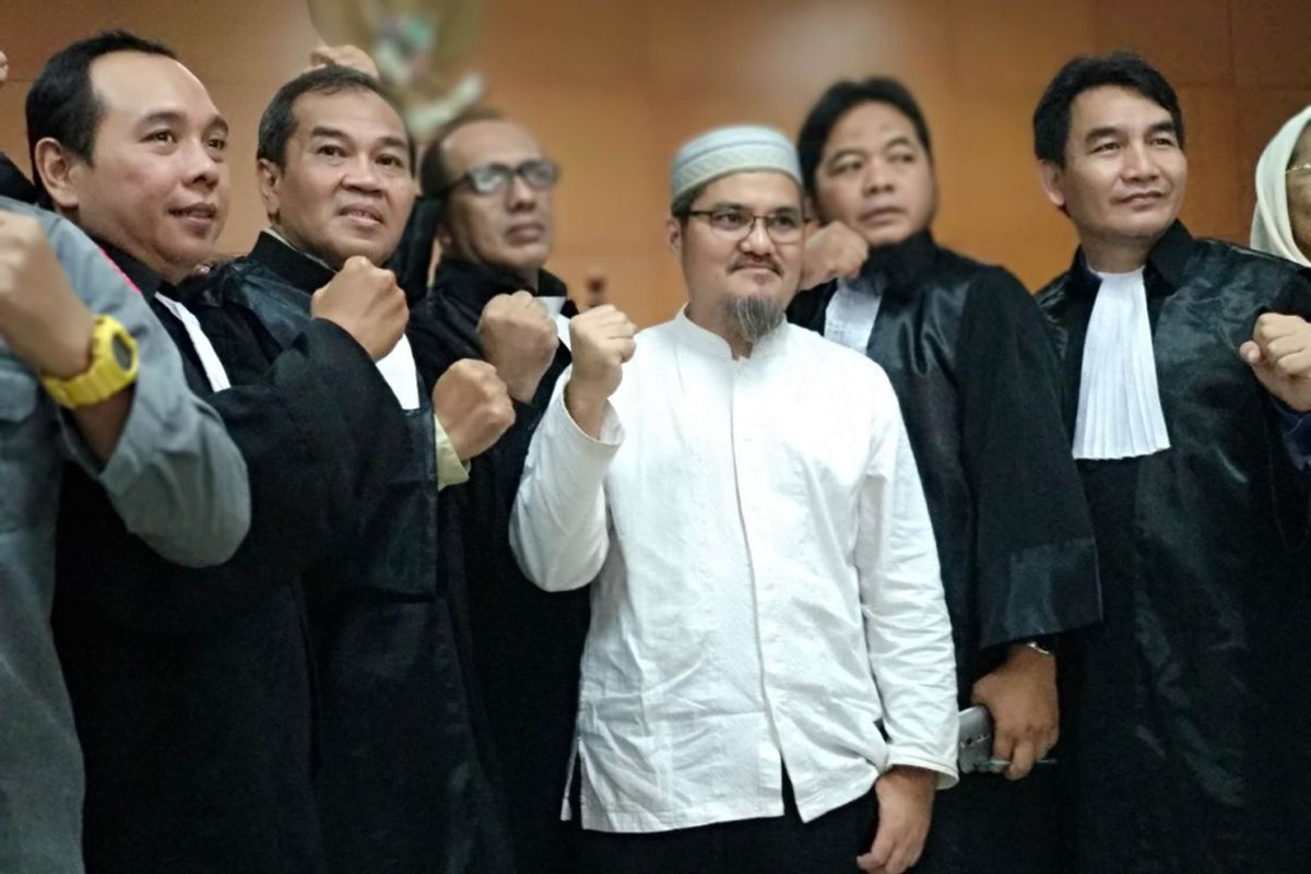 Jonru sampaikan tiga keberatan dalam sidang di Pengadilan Jakarta Timur, Senin (15/1/2018)