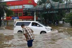 Banjir Ibu Kota dalam Jepretan Kamera