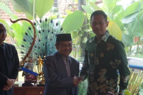 Sowan ke Habibie, Agus-Sylviana Dapat Masukan Soal Program Kerja