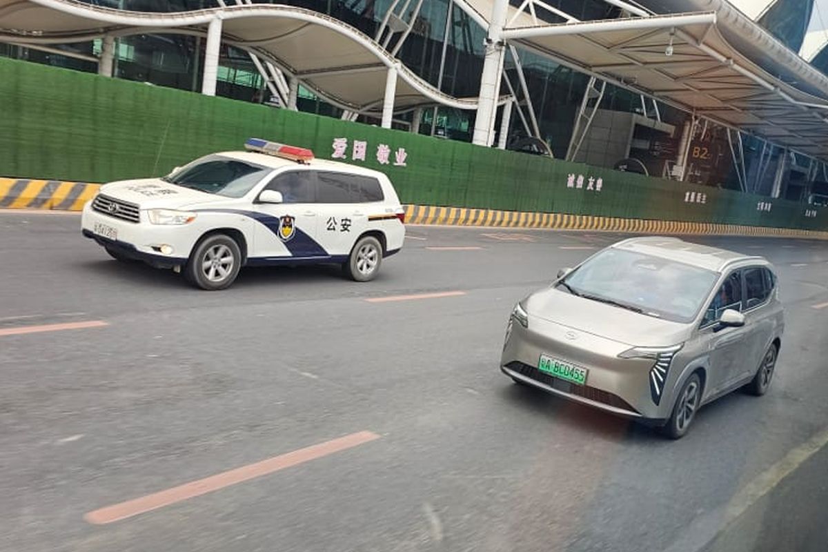 Penggunaan mobil listrik di Kota Guangzhou, China.