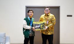 Siswa Asal Kediri Juara Nasional LKS Bidang Pengelasan, Mas Dhito Beri Beasiswa hingga Kuliah