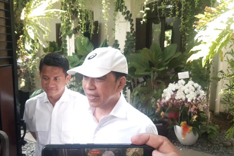 Tanggapan Jokowi soal Tidak Ditahannya Roy Suryo dan Dokter Tifa