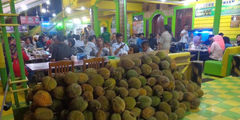 Ucok Durian di Medan, Sumatera Utara.