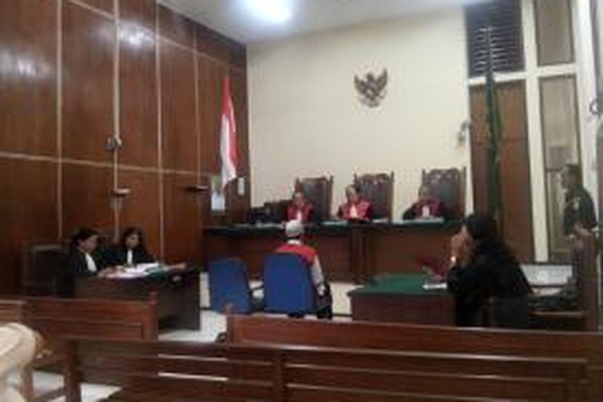 Sidang perdana kasus penganiayaan Iqbal Saputra (3,5) dengan terdakwa Dadang Supriyatna (29) di PN Jakarta Utara dilakukan secara tertutup, Rabu (4/6/2014).