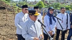Pramono Tinjau Pengerukan Kali Kanal Banjir Barat: Titik Vital Pengendalian Banjir