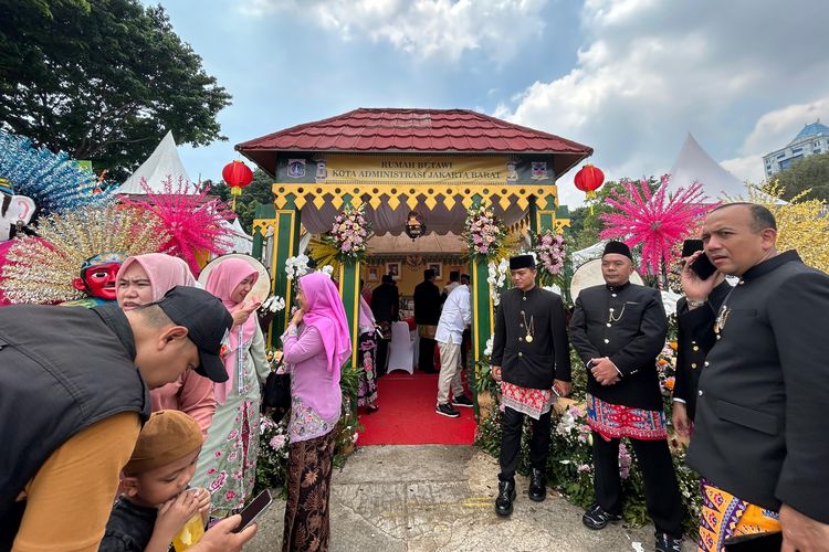 Cara ke Lebaran Betawi 2026 di Lapangan Banteng Naik Transjakarta, KRL, dan MRT