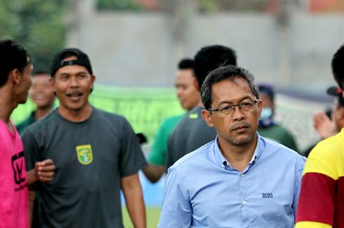 Berjumpa Persija di Final, Aji Santoso Tegaskan Persebaya Tak Gentar