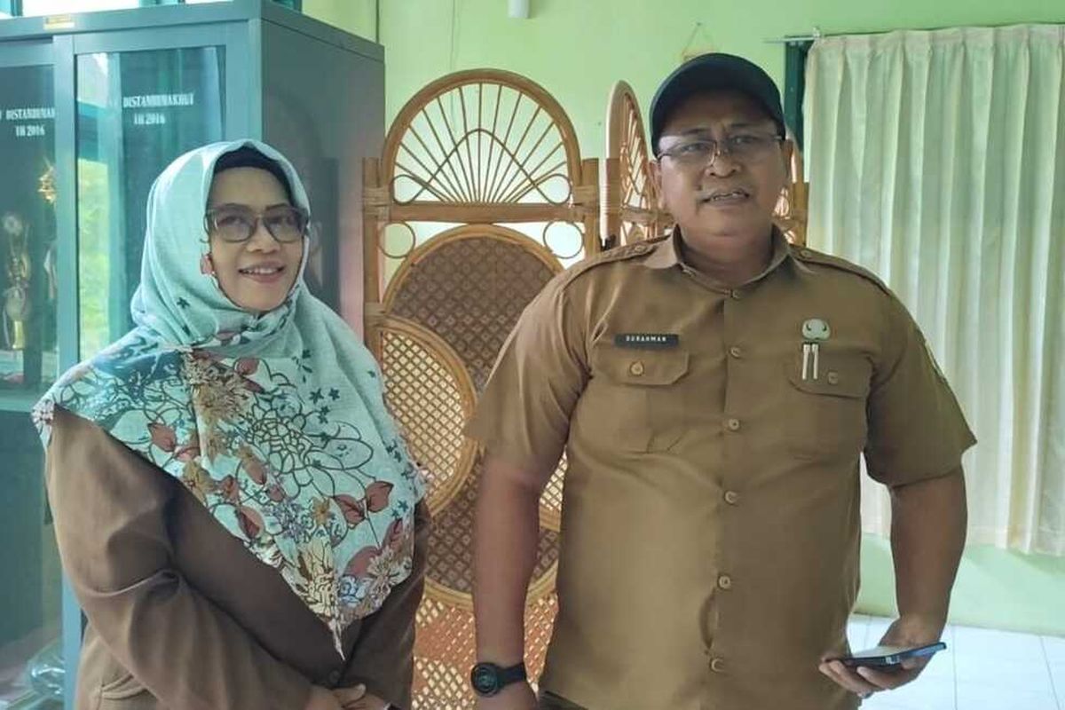 Durahman Kepala Bidang Peternakan Dinas Pertanian Kabupaten Cirebon memberikan penjelasan update penyebaran PMK, saat ditemui Kompas.com pada Selasa (14/1/2025) siang.