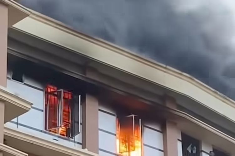 Asrama Bidan di Deli Serdang Terbakar, 2 Ruangan di Lantai 4 Hangus