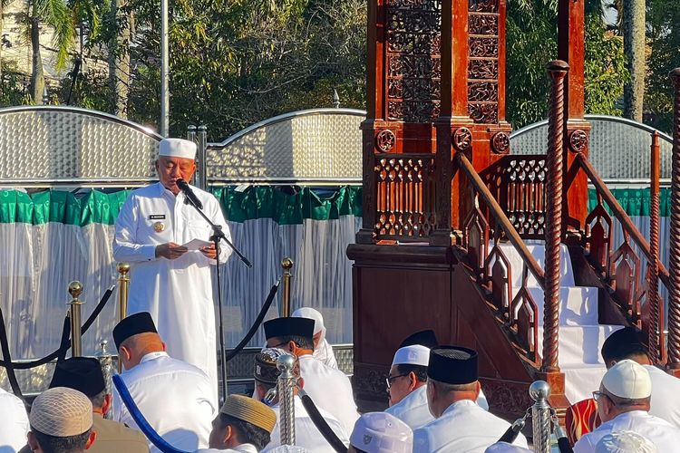 Dampak Karhutla di Kalsel, Gubernur dan Ribuan Jemaah Shalat Istisqa Minta Hujan