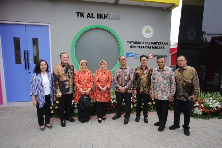 Sinar Mas bekerja sama dengan Yayasan Kesejahteraan Sekretariat Negara merernovasi TK Al Ikhlas di Ciledug, Tangerang, Banten, Rabu (21/2/2924). 
