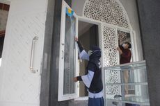 Mengintip Salon Masjid Cianjur, Gerakan Para Pemuda Bersihkan Ratusan Masjid Tanpa Bayaran