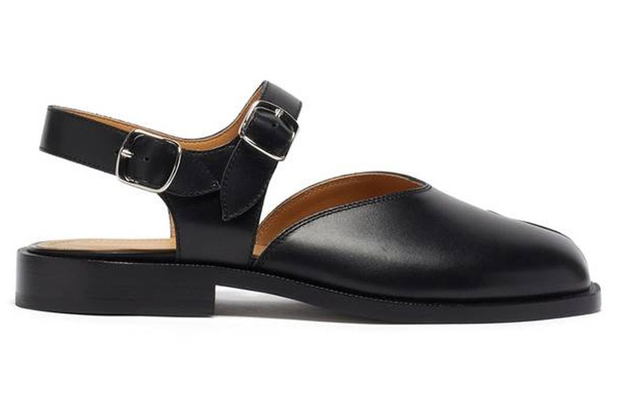 Koleksi sepatu sandal terbaru dari Maison Margiela