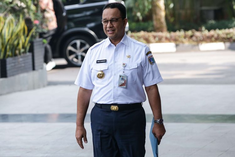 Gubernur DKI Jakarta Anies Baswedan tiba di Gedung Komisi Pemberantasan Korupsi, Jakarta memenuhi pemanggilan pemeriksaan KPK, Rabu (7/9/2022). Pemanggilan ini dilakukan guna mencari dan menemukan dugaan peristiwa pidana dalam gelaran Formula E Jakarta.