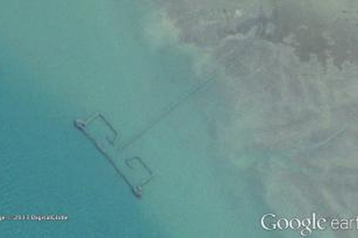 Penangkapan ikan di Teluk Persia dalam citra Google Earth.
