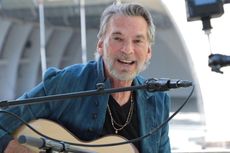 Lirik dan Chord Lagu The Last Unicorn - Kenny Loggins