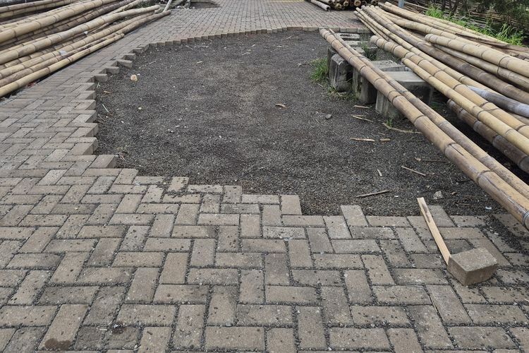 Tips Memilih Paving Block Berkualitas agar Tidak Mudah Retak